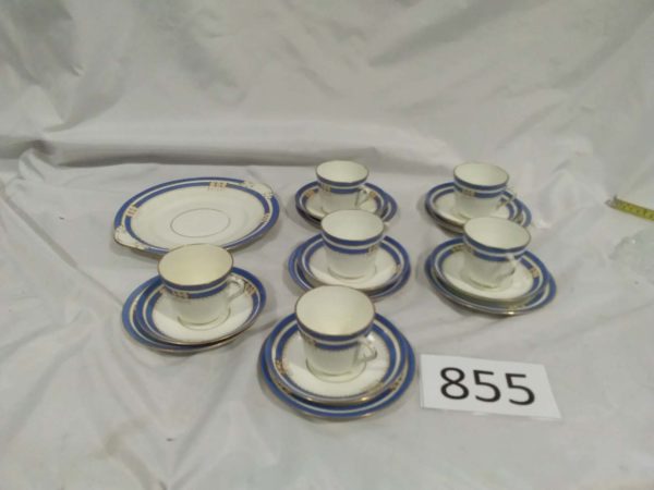 lot 855 vintage Blue & cream Partial tea set