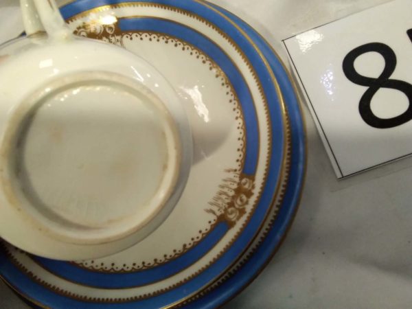 lot 855 vintage Blue & cream Partial tea set - Image 3