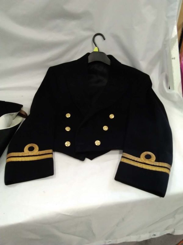 lot 892 Naval dress suit, jacket, waistcoat, trousers, Dicky bow, cummerbund - Image 2