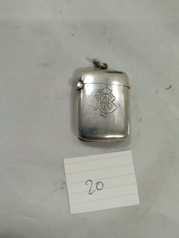 lot 020 antique sterling silver vesta case / match safe