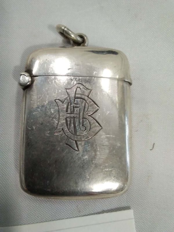 lot 020 antique sterling silver vesta case / match safe - Image 2