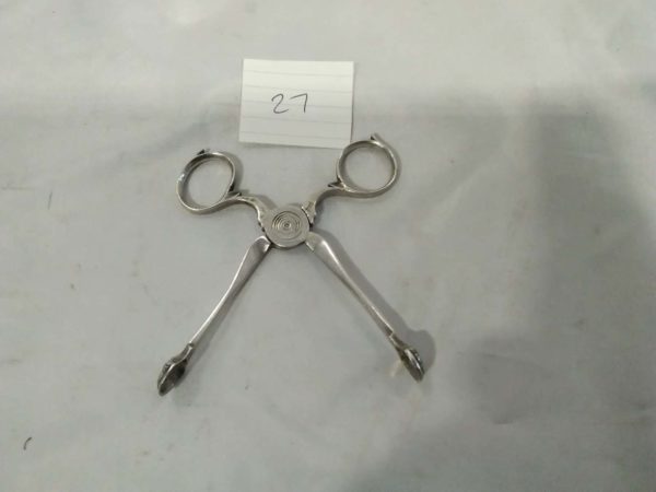 lot 027 antique sterling silver Georgian sugar nips / tongs - Image 3