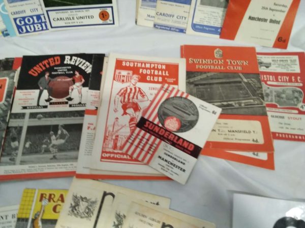 lot 039 60+ football programmes from the 1960’s wide range of clubs inc welsh interest - Image 4