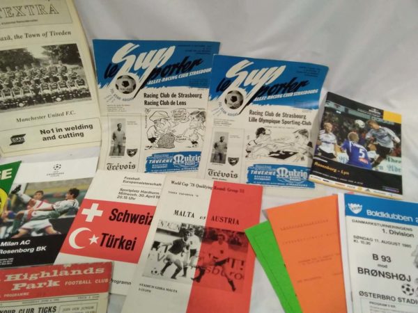 lot 040 25+ foreign football programmes inc international & club fixtures 1960’s onwards - Image 4