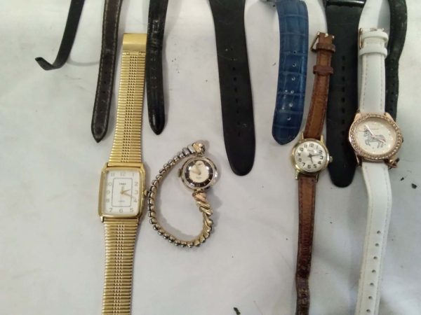 lot 053 quantity of watches inc 2 swatches, russian sekonda ladies - Image 6