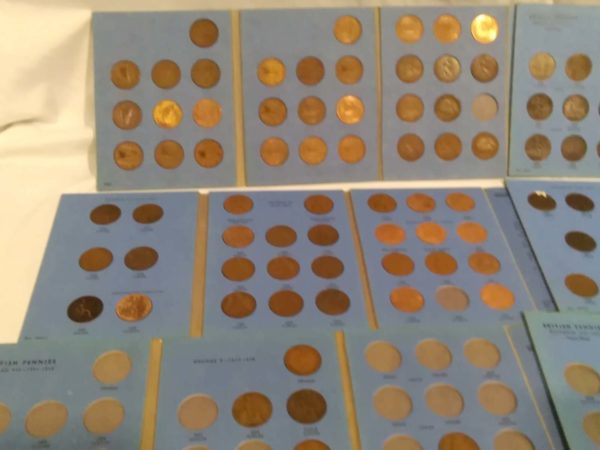 lot 063  4 partial sets old pennies & 3 full sets - Image 5