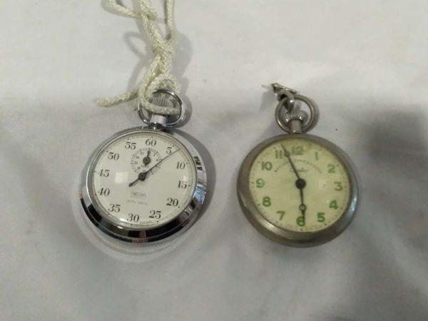 lot 069 Smiths stopwatch & railway time kepper Duke pocket watch