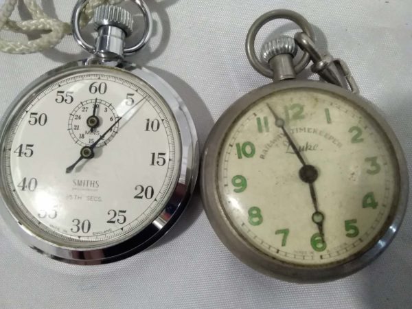 lot 069 Smiths stopwatch & railway time kepper Duke pocket watch - Image 3