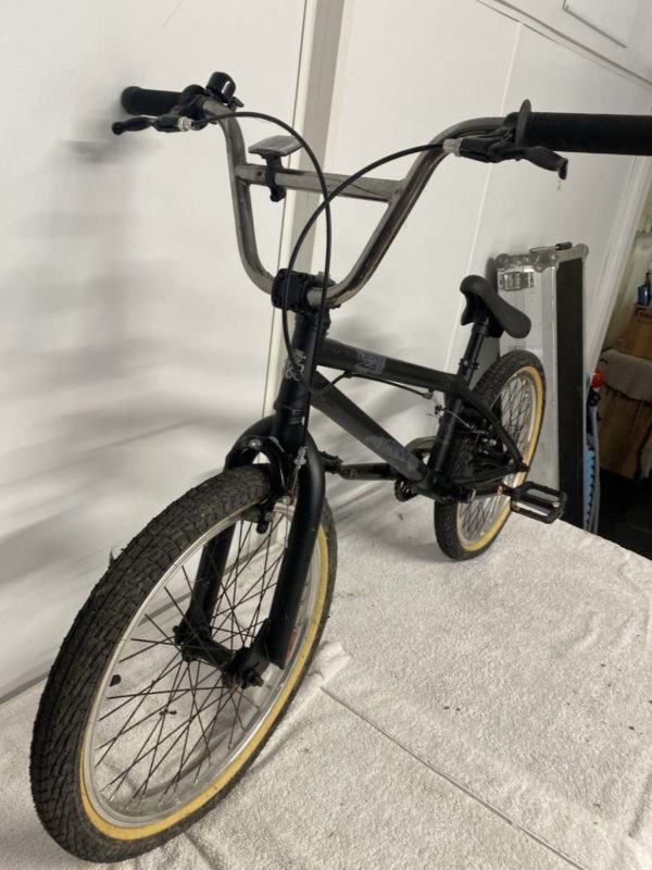 BM006-VOO DOO BMX STYLE BIKE-COLLECTION FFORESTFACH - Image 2