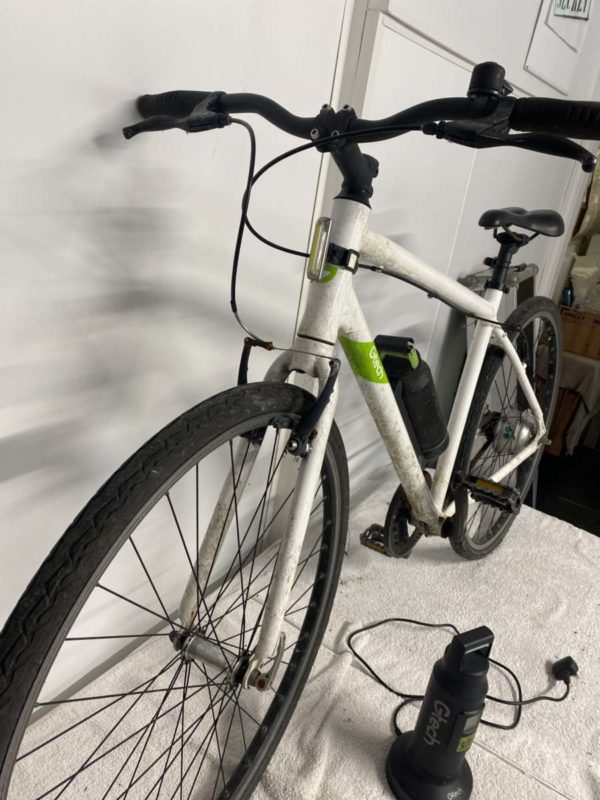 BM007-GTECH BIKE AS SEEN WITH CHARGER NO CHARGE IN BATTERIES-COLLECTION FFORESTFACH - Image 3