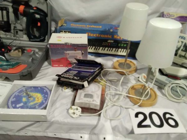 lot 206 electrical items lamps keyboard car radio etc - Image 3