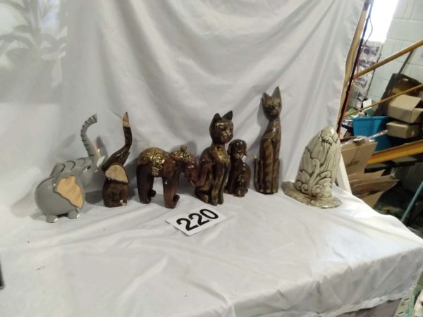 lot 220 quantity of large wooden ornaments