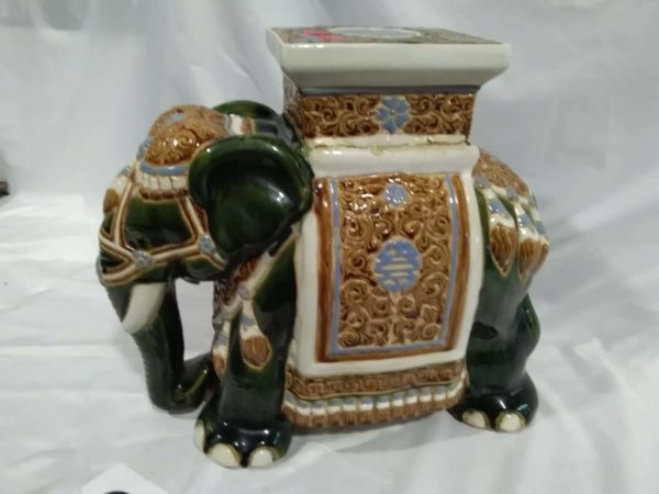 lot 222 large green ceramic Indian elephant pedestal / seat ( repaired top)