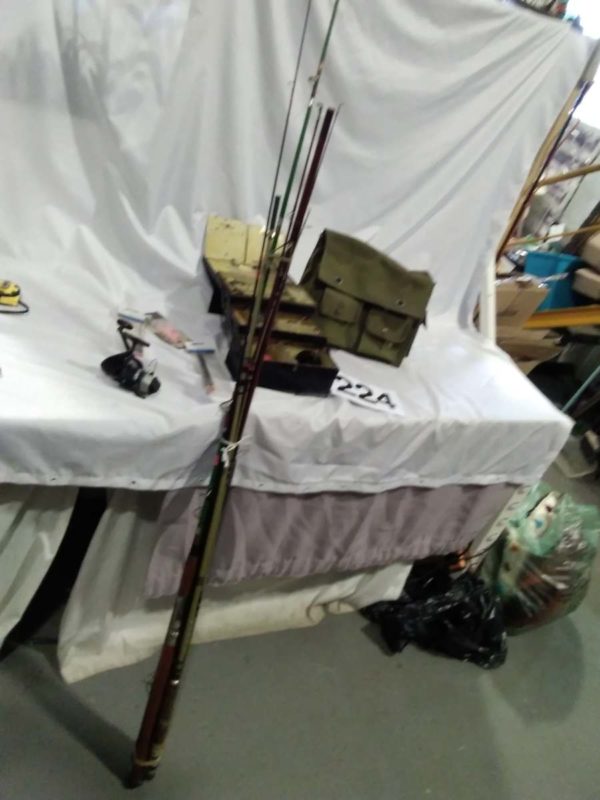 lot 224 4 fishing rods & fishing bag with contents