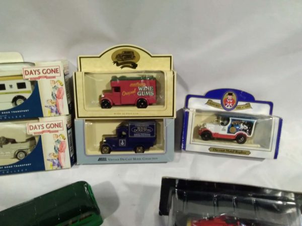 lot 235 model planes, cars & vans - Image 7