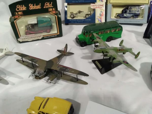 lot 235 model planes, cars & vans - Image 5