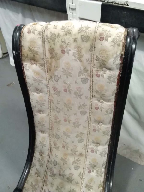 lot 261 antique slipper chair - Image 5