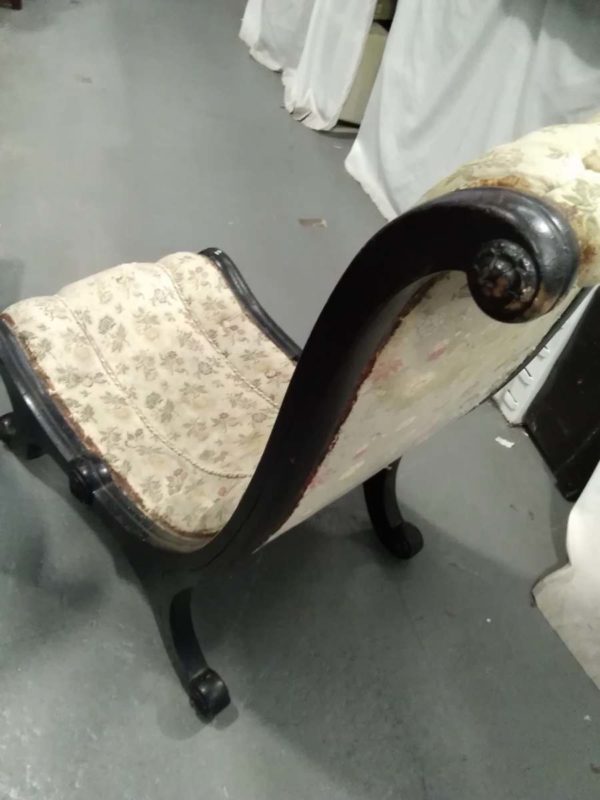 lot 261 antique slipper chair - Image 3