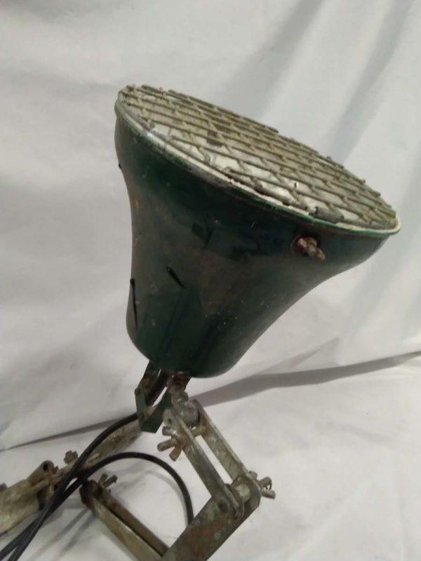 lot 263 engineers light – portable - Image 2