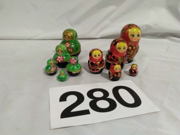 lot 280 2 x Russian nesting dolls - Image 2