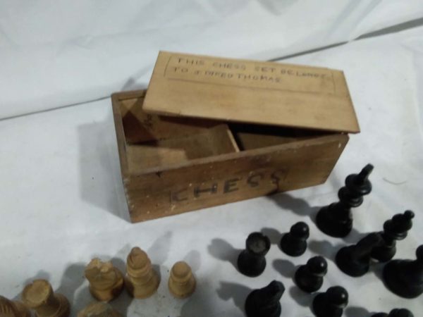 lot 281 vintage Staunton style wooden chess set - Image 3