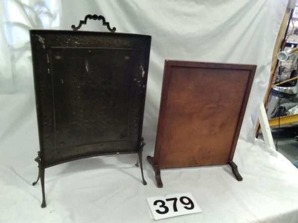 lot 379 brass fire guard & wooden fire guard - Image 3