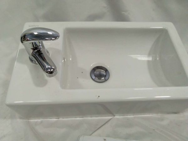 lot 387 sink with tap - Image 2