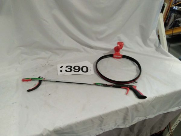 lot 390 litter picker / grabber & handi hoop for rubbish bag