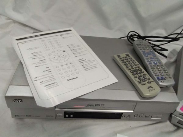 lot 412 Dvd  & video recorder JVC - Image 5