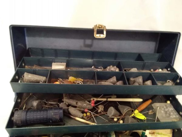 lot 415 fishing box & contents - Image 6