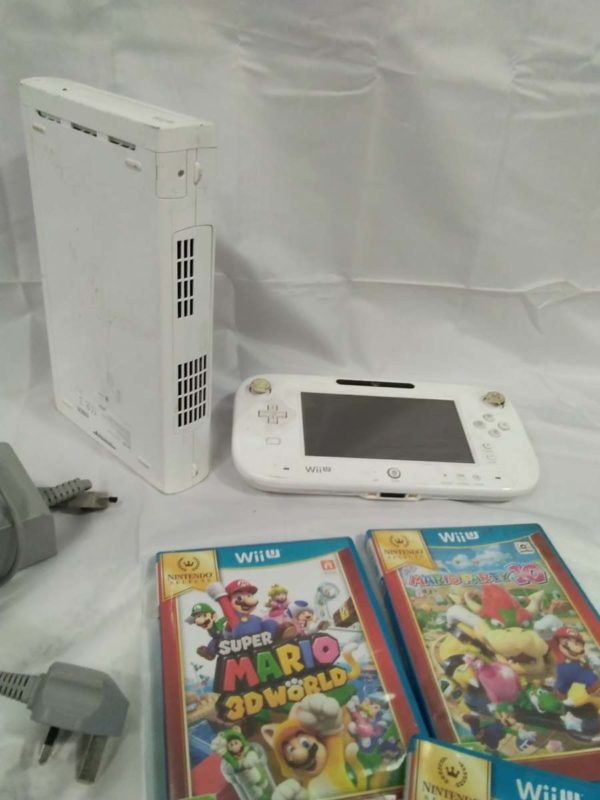 lot 428 Wii & games ( not tested) - Image 4