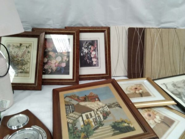 lot 429 canvas & framed pictures, vintage barometer & pink table lamp with shade - Image 5