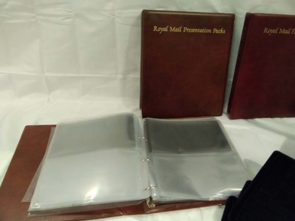 lot 437 4 x empty royal mail presentation folders & a coin collectors case with inserts - Image 3