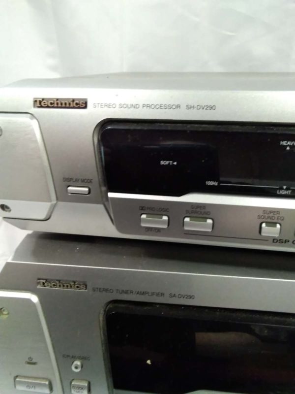 lot 453 Technics stereo system & a pair of Toshiba speakers ( needs a figure of 8 power lead) - Image 5