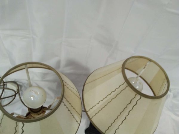 lot 604 pair of Chinese table lamps ( current pat test) - Image 4