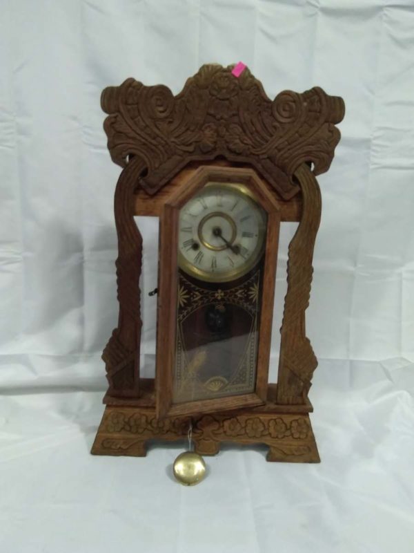 lot 606 American Gingerbread clock ( needs Attention)