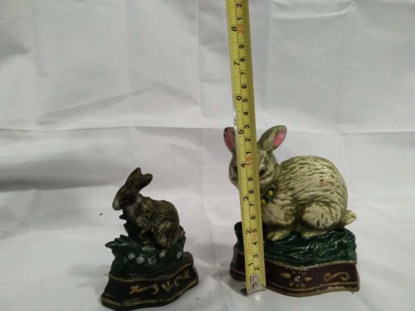 lot 609 2 cast iron Rabit door stops - Image 3