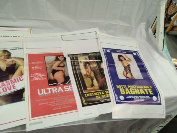 lot 611 erotic Italian film posters - Image 2