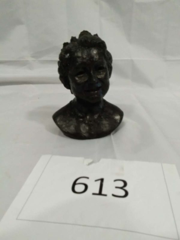 lot 613 bust of the Queen mother by Jill Tweed limited edition 401/750 bronzed resin signed & dated - Image 2