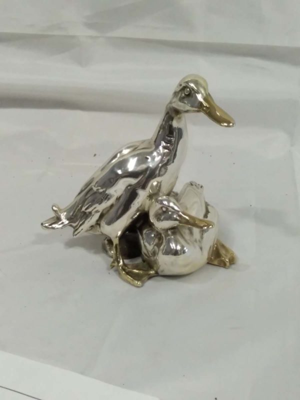 lot 614 D’argenta silver plated Geese ( gold plated to feet & bills