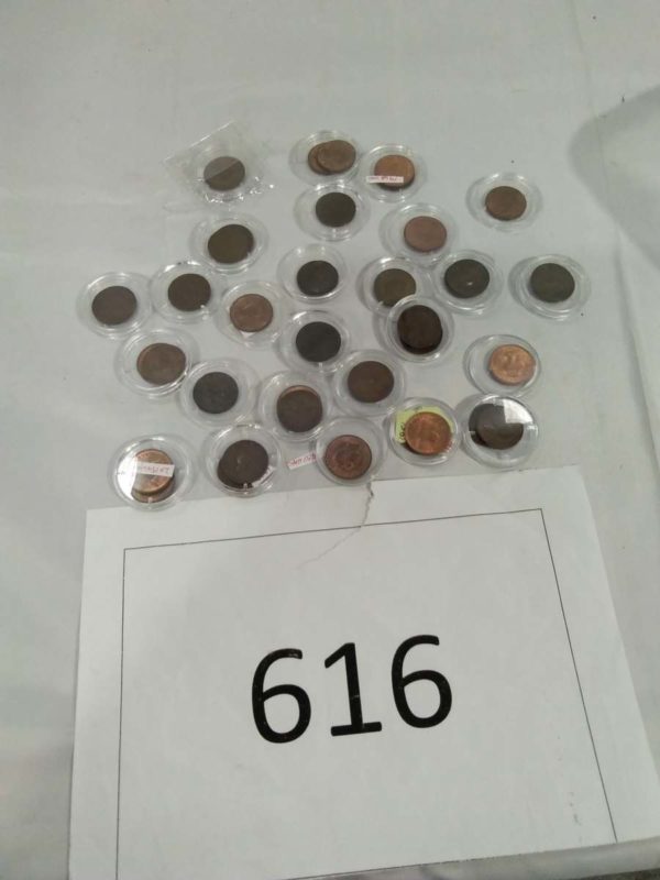 lot 616 quantity of farthings - Image 2