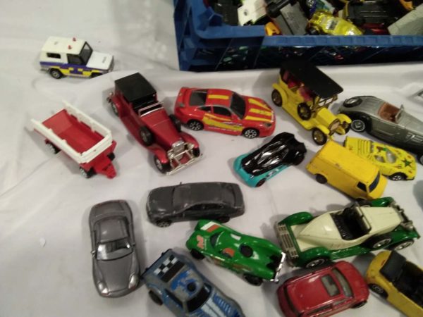 lot 641 collection of model cars inc corgi , matchbox - Image 2