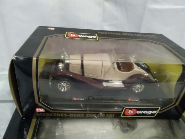 lot 644 2 x Burago boxed model cars - Image 2