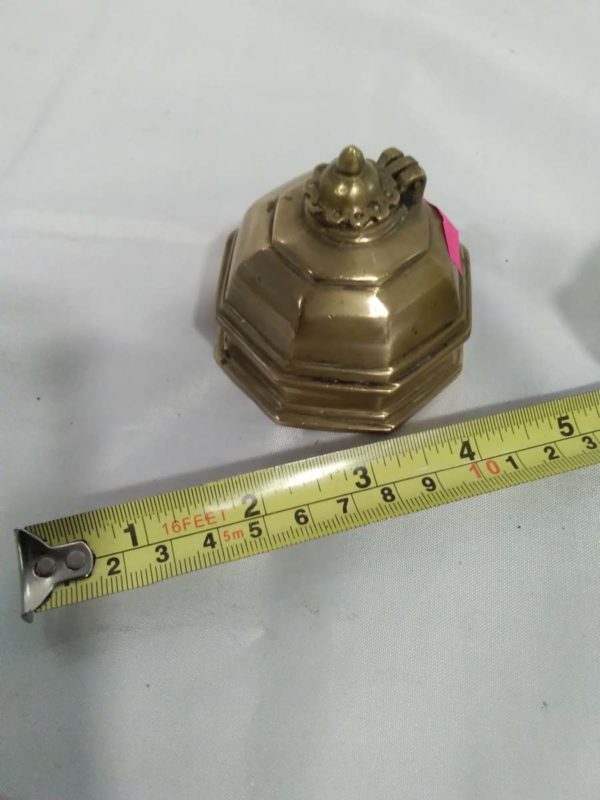 lot 855 brass ink well - Image 3