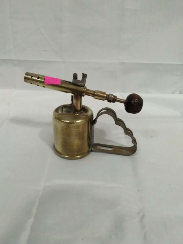 lot 857 1940’s petrol engine starter/heater - Image 5