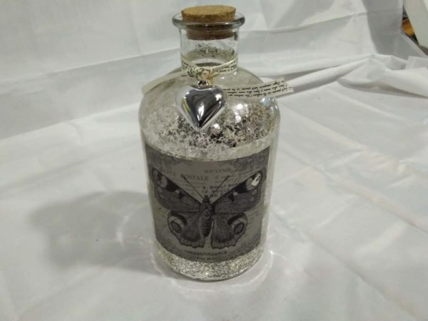 lot 861 4 x decorative bottles & faux flowers - Image 2