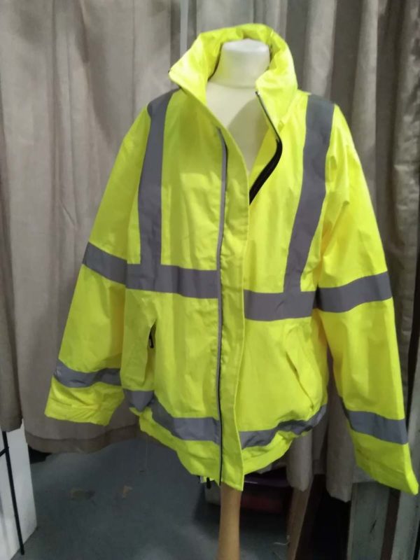 lot 033 gents biker jacket, leather j acket & hi viz jacket - Image 5