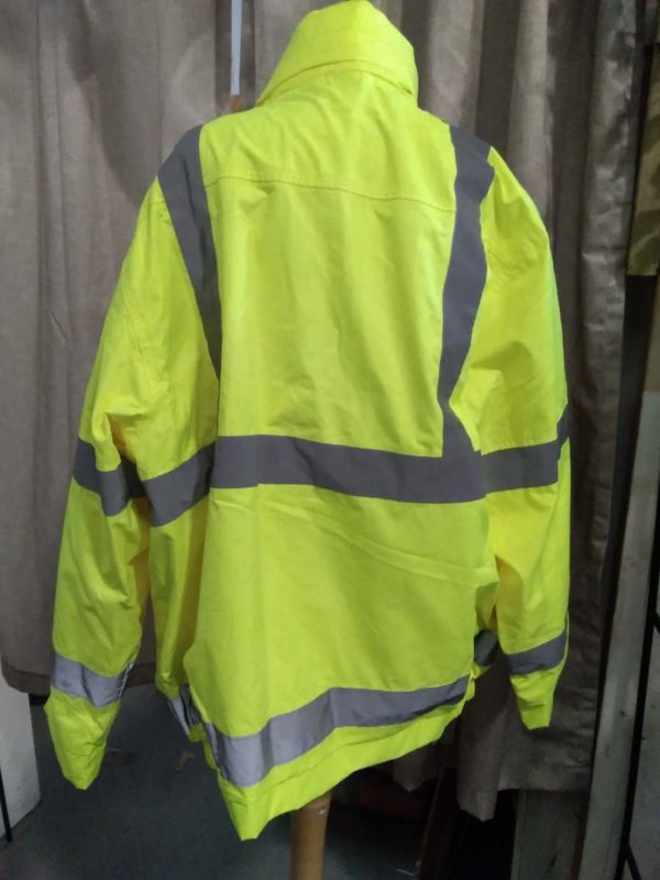 lot 033 gents biker jacket, leather j acket & hi viz jacket - Image 4