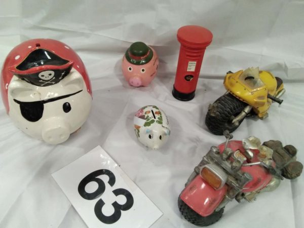 lot 063 novelty money boxes - Image 3