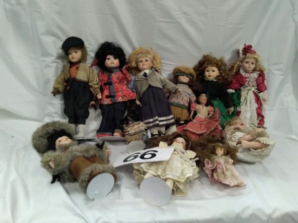 lot 066 quantity of collectors china dolls